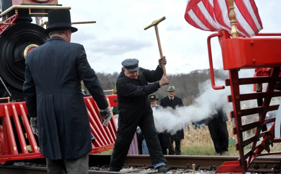 above ground railroad