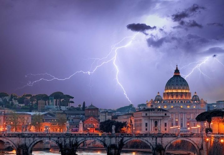 Fear-in-Rome_810_500_75_s_c1